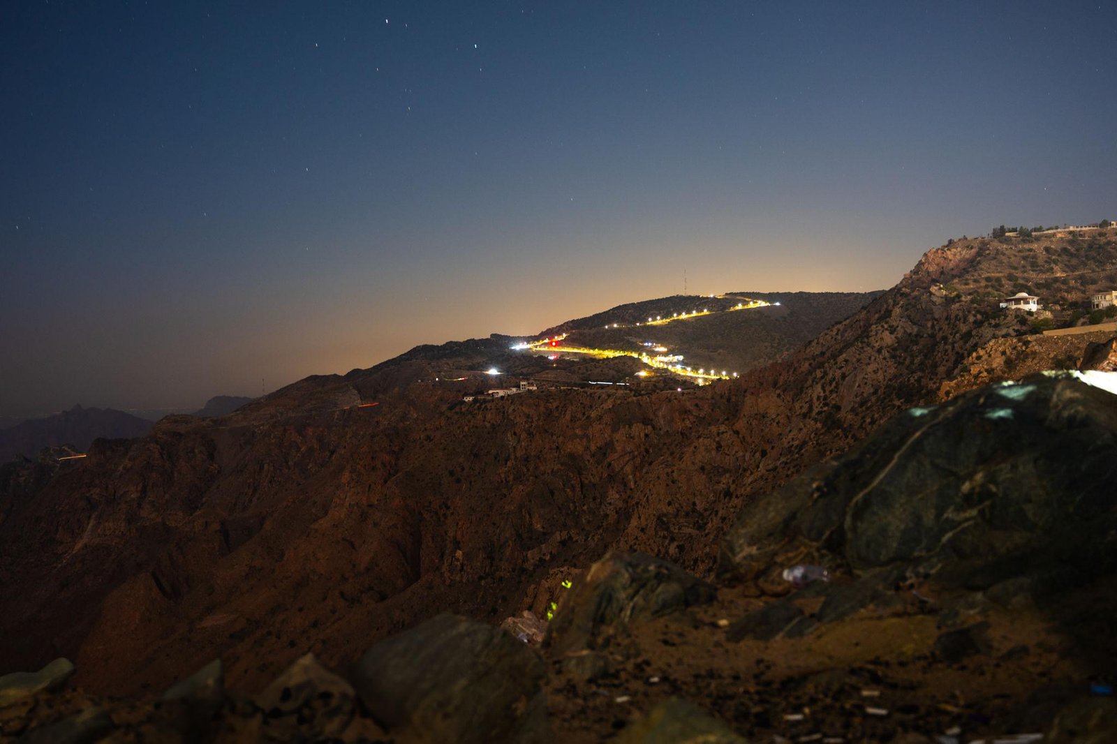 Full Moon Hike | هايك على ضوء القمر في جدة - الصورة 3